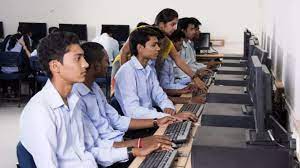 Engineers, PhD holders, MBA graduates among over 10 lakh applicants for 4,600 talathi posts in Maharashtra