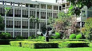 IITs see lowest enrolment for doctoral programmes