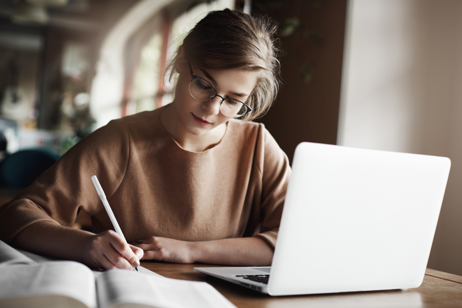 How to Select the Right PhD Base Paper in 2025